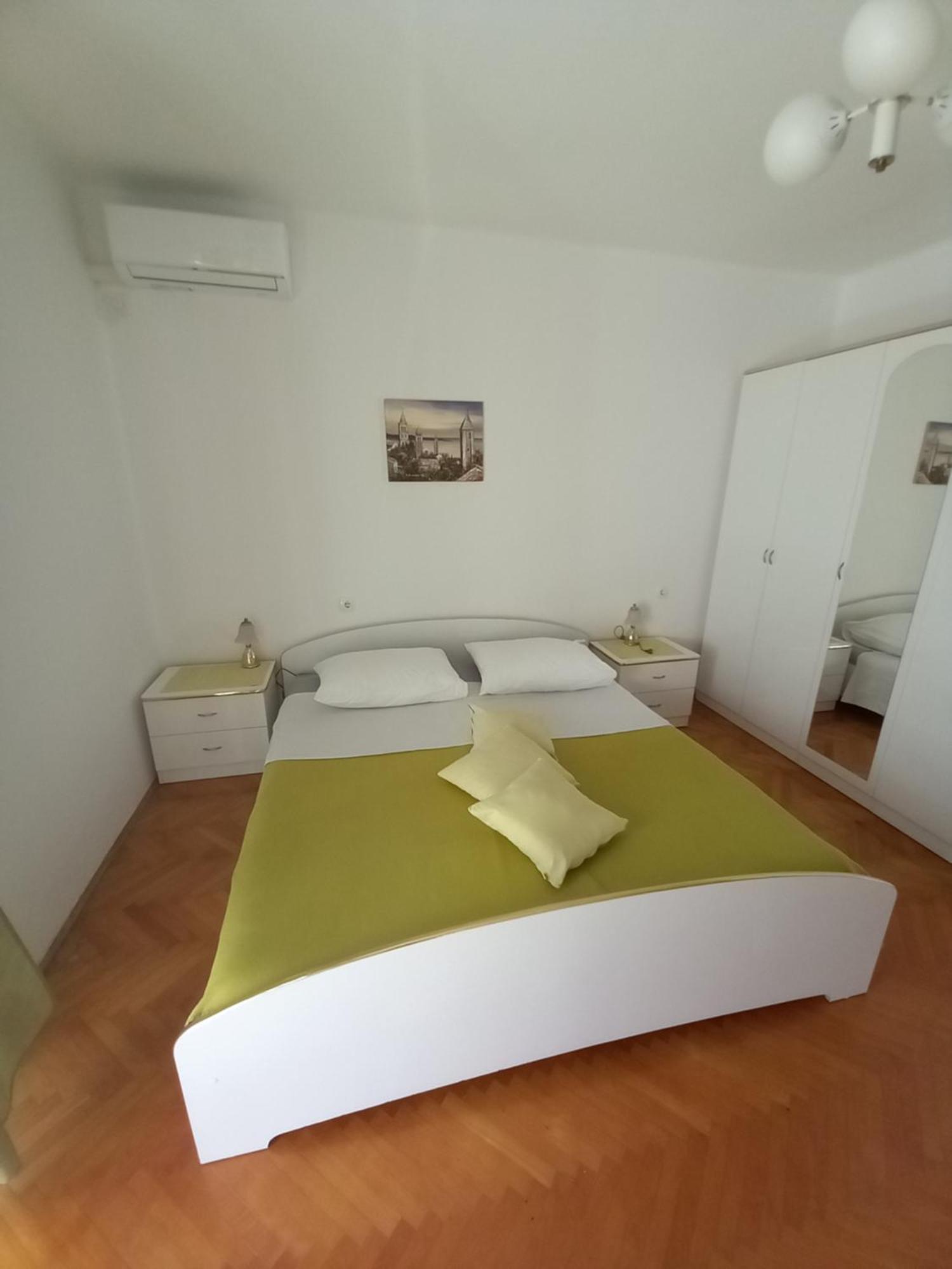 Sobe Sotic Bed & Breakfast Rab Town Rom bilde